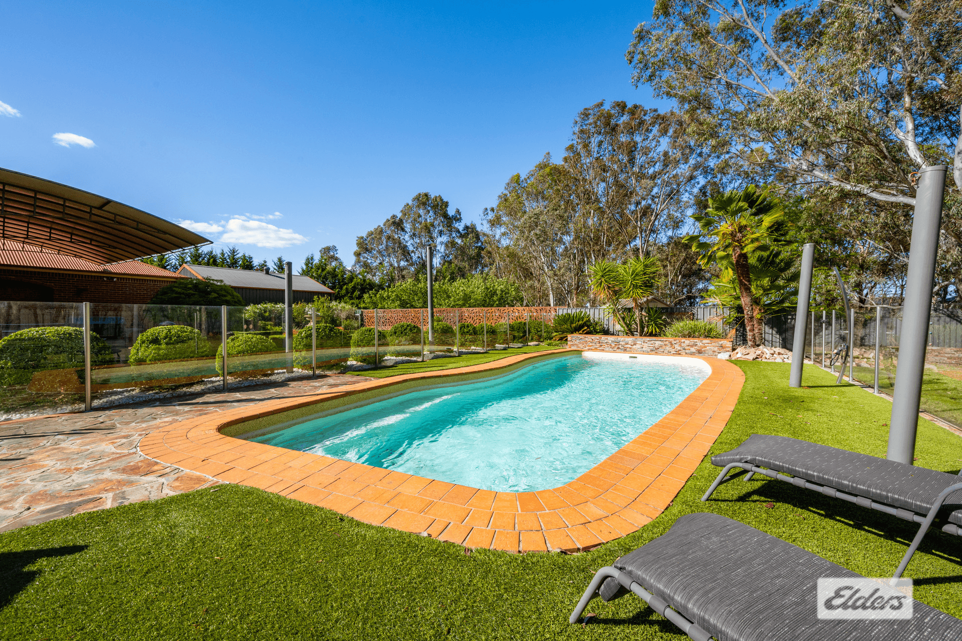 16 Bennett Road, Thurgoona, NSW 2640