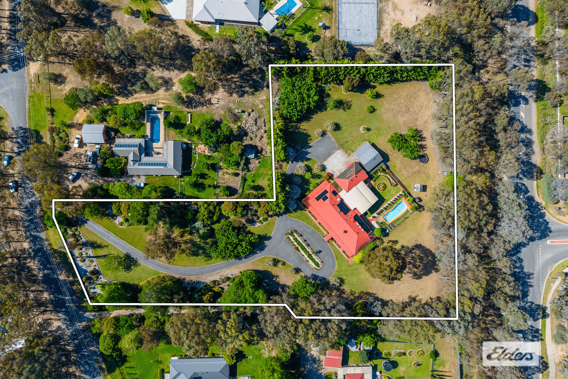 16 Bennett Road, Thurgoona, NSW 2640