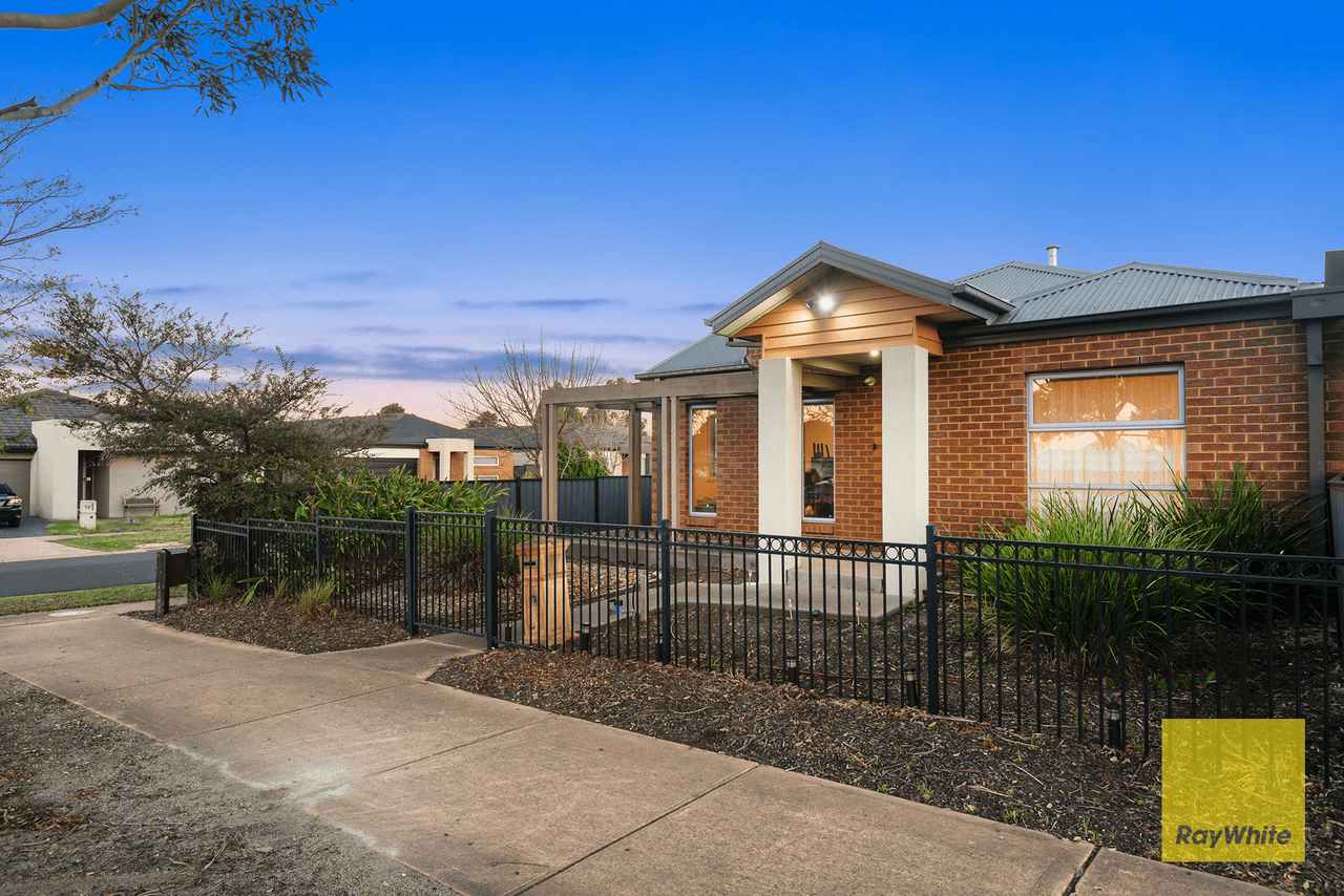 1 Prichard Walk, POINT COOK, VIC 3030