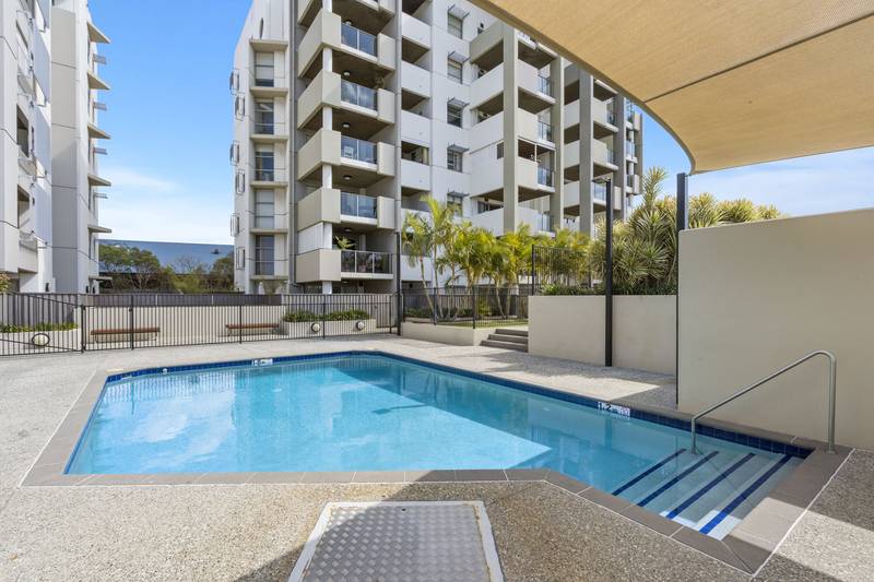 3210/111 Lindfield Road, HELENSVALE, QLD 4212