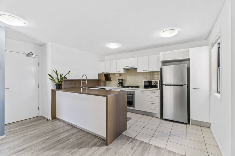 3210/111 Lindfield Road, HELENSVALE, QLD 4212