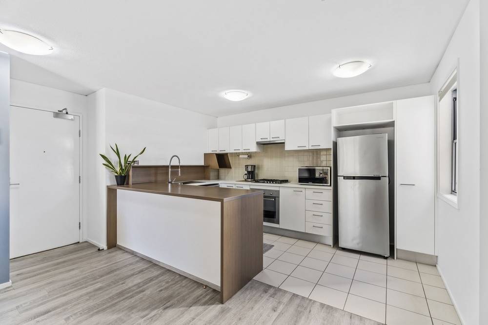 3210/111 Lindfield Road, HELENSVALE, QLD 4212