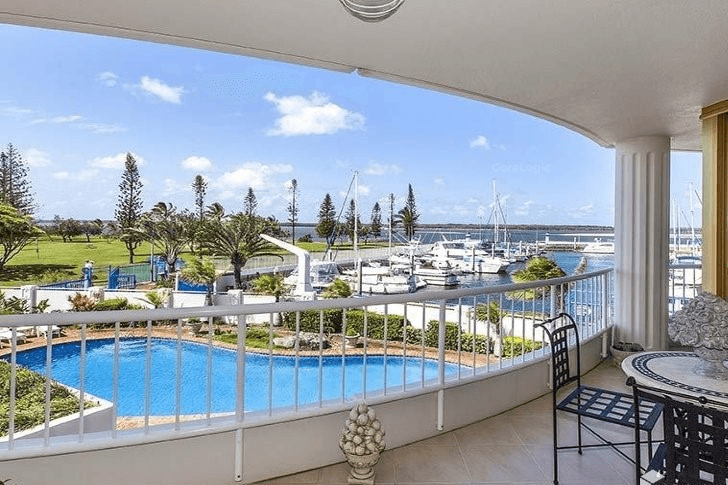 3/19 Oatland Esplanade, RUNAWAY BAY, QLD 4216