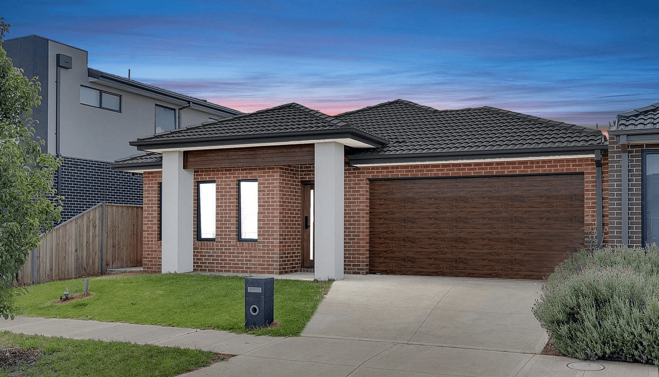 20 Juliete Street, STRATHTULLOH, VIC 3338