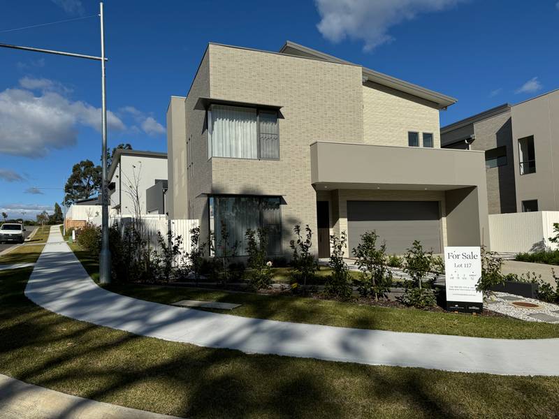 72 Glenholme Way, GLEDSWOOD HILLS, NSW 2557