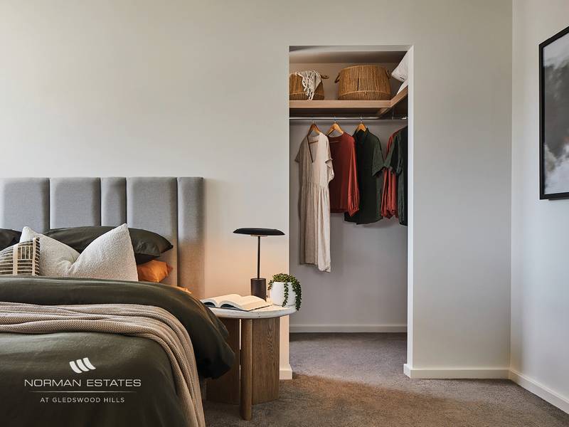 72 Glenholme Way, GLEDSWOOD HILLS, NSW 2557