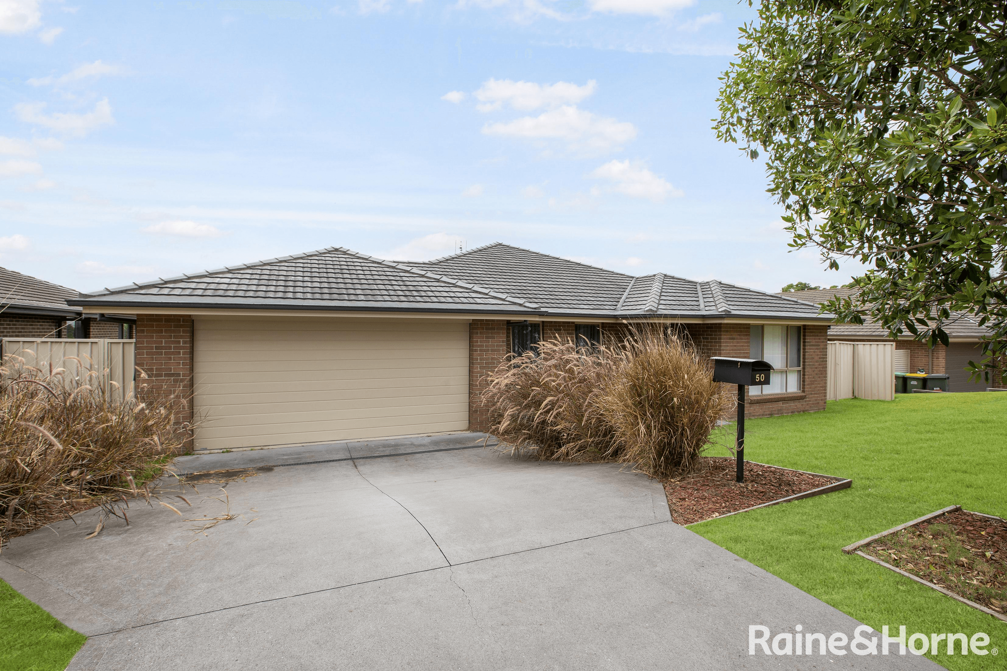 50 Craighill Crescent, CAMERON PARK, NSW 2285