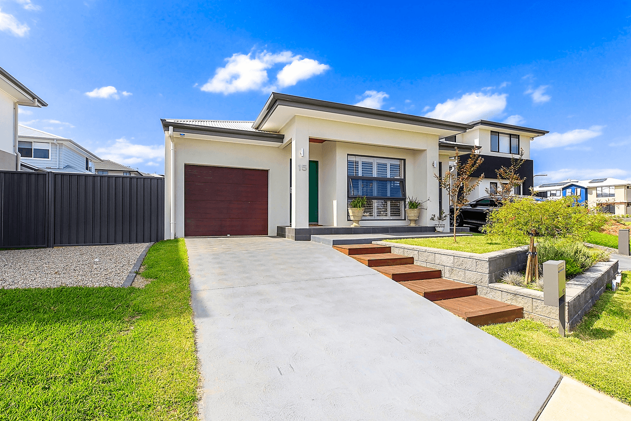 15 Hedgewood Drive, BOX HILL, NSW 2765