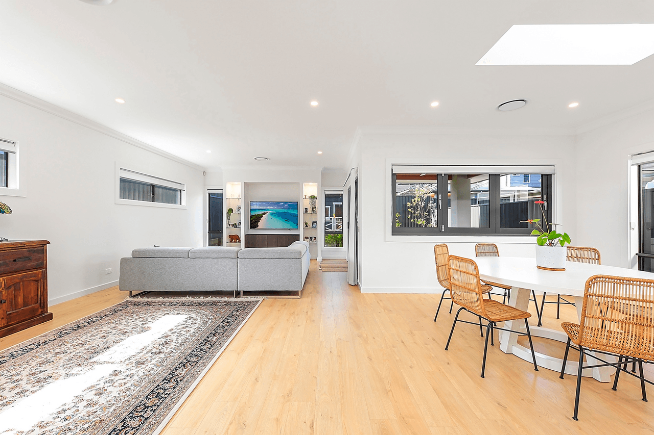 15 Hedgewood Drive, BOX HILL, NSW 2765