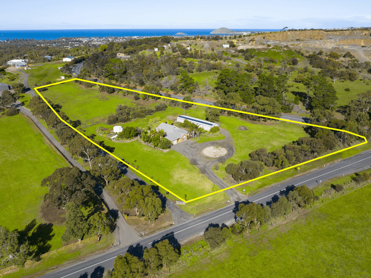 12 Swains Crossing Road, VICTOR HARBOR, SA 5211