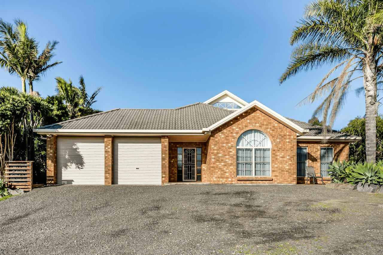 12 Swains Crossing Road, VICTOR HARBOR, SA 5211