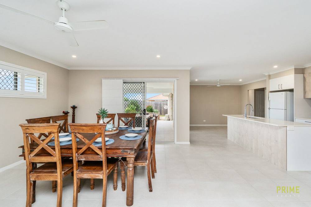 12 Louis Way, Kawungan, QLD 4655