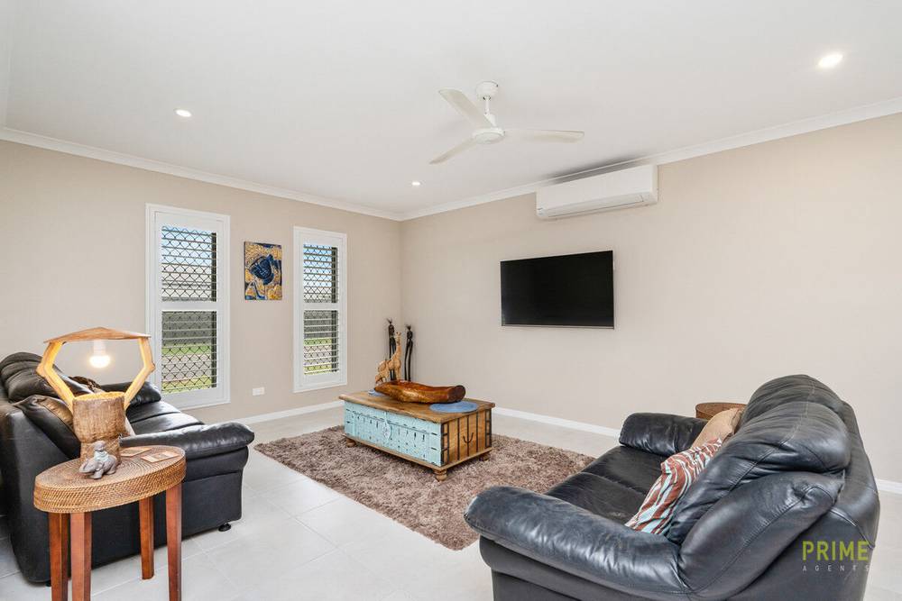 12 Louis Way, Kawungan, QLD 4655
