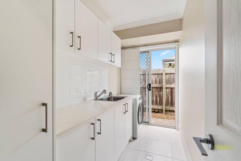 12 Louis Way, Kawungan, QLD 4655