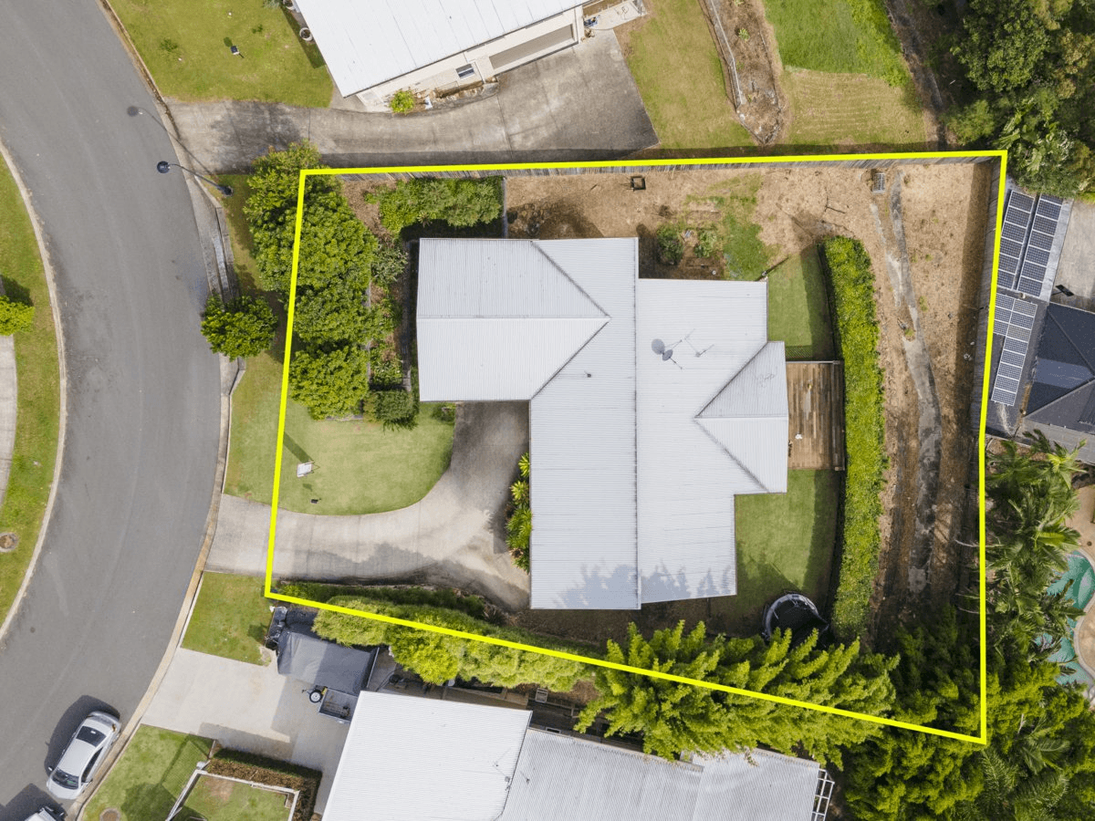 32 John Francis Drive, CARRARA, QLD 4211