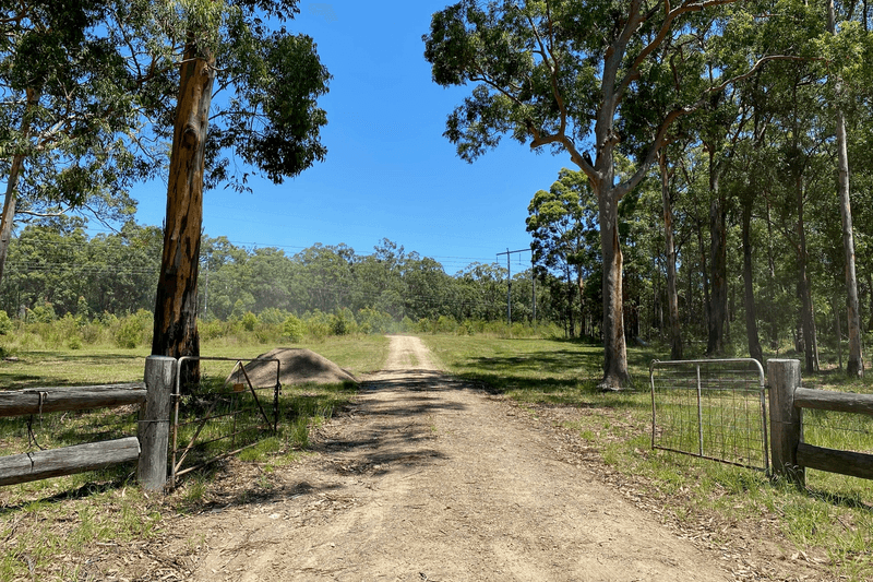 390 Sheppeard Drive, MULBRING, NSW 2323