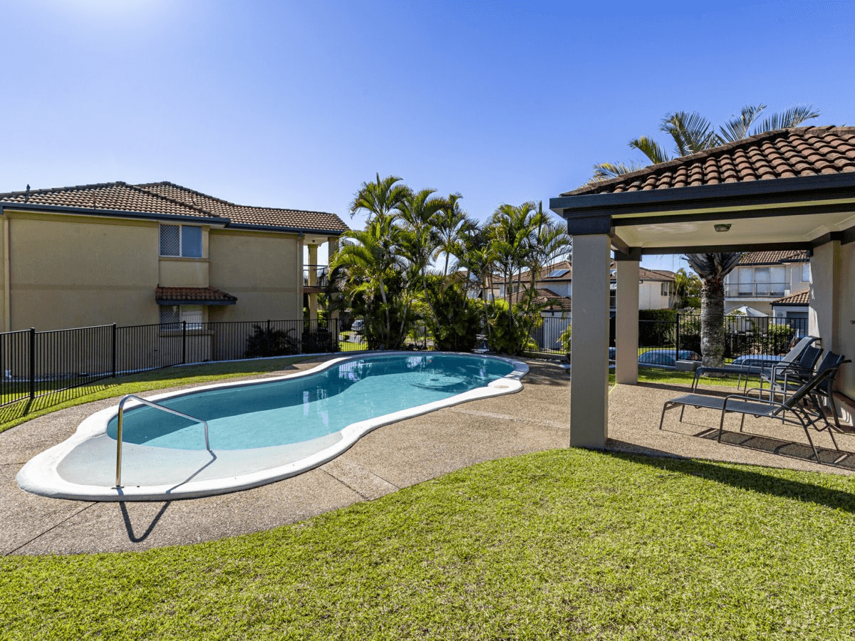 45/152 Palm Meadows Dr, CARRARA, QLD 4211