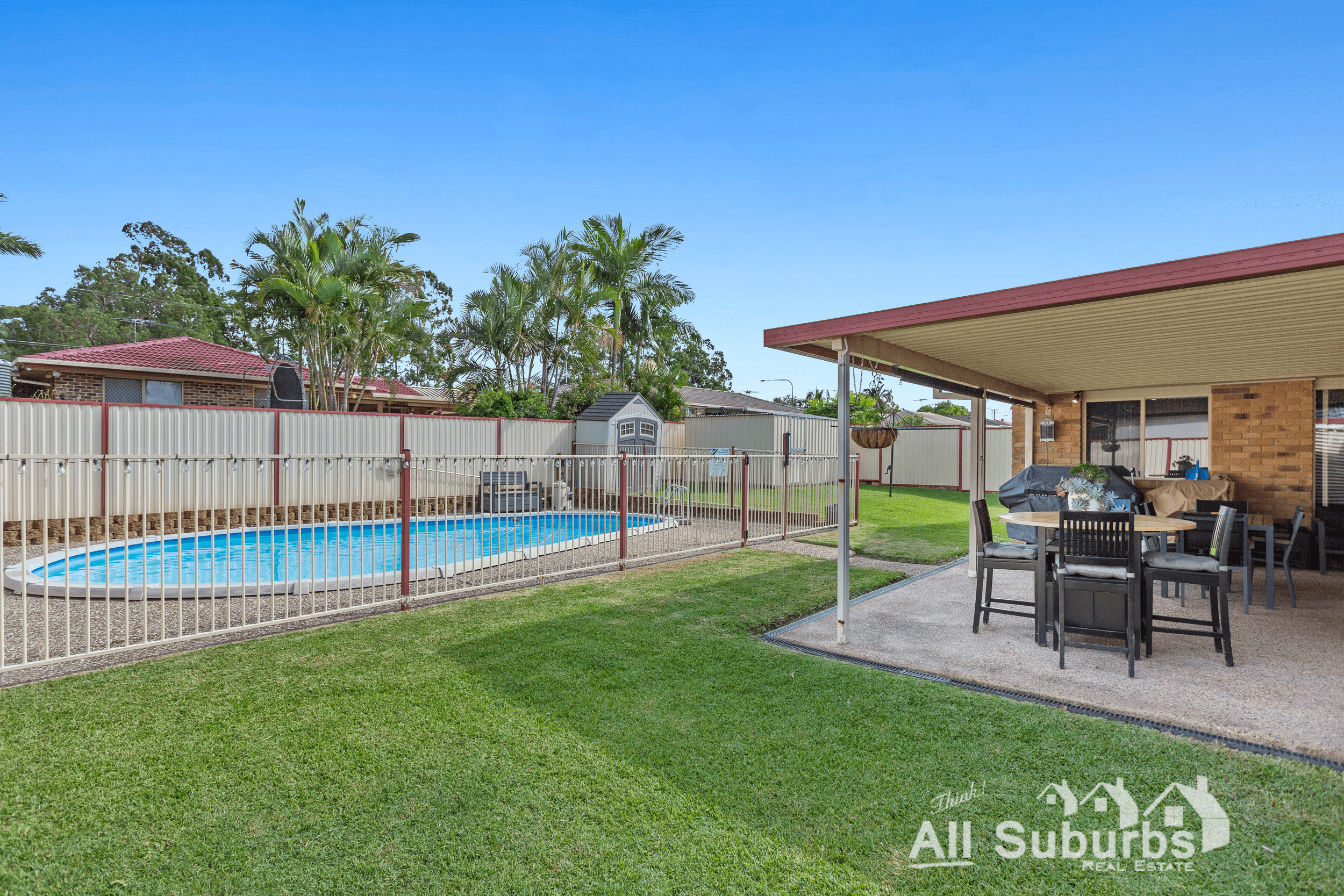 31 Lorraine Street, CRESTMEAD, QLD 4132