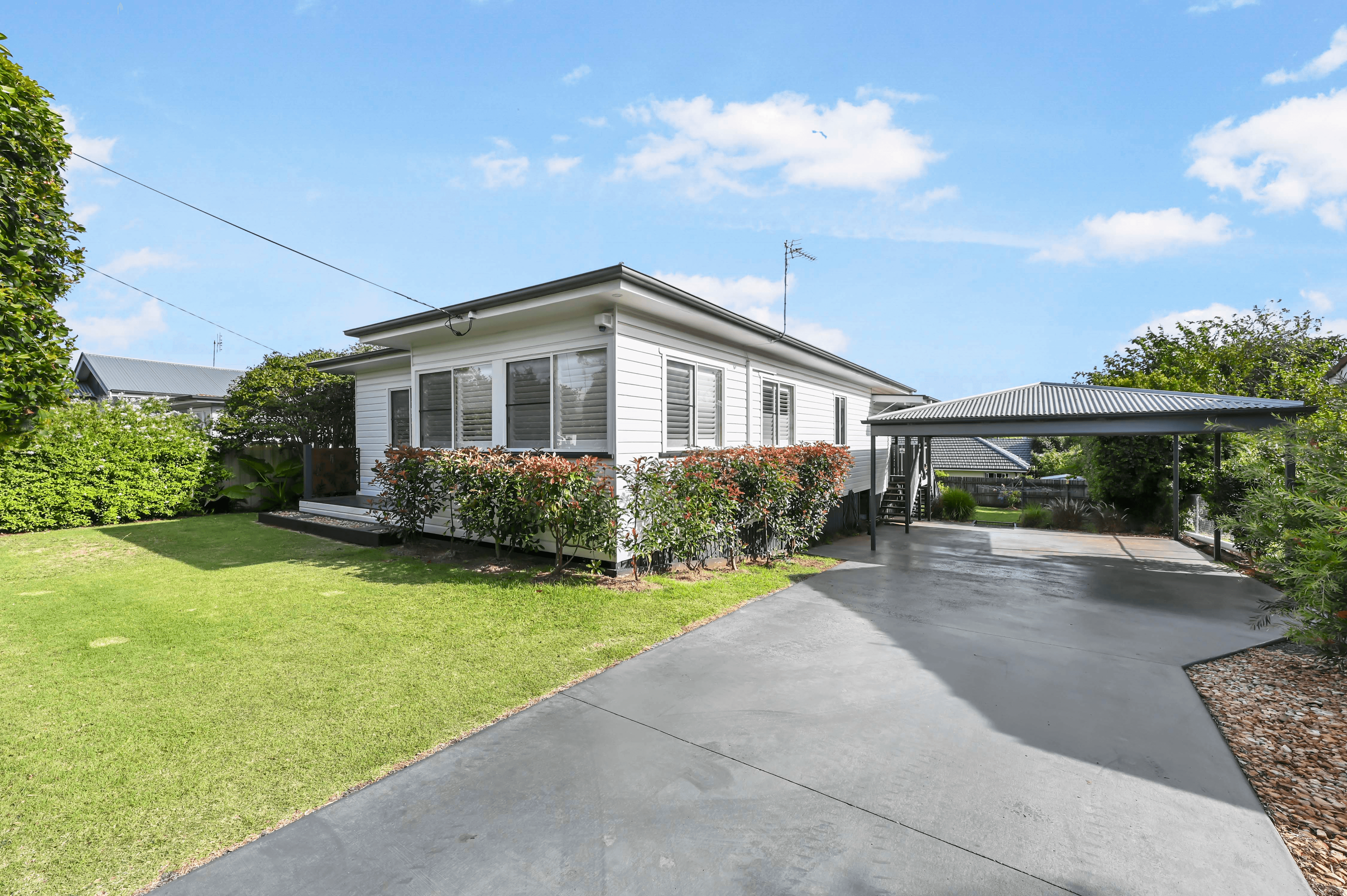 5 Duncraggon Street, South Toowoomba, QLD 4350