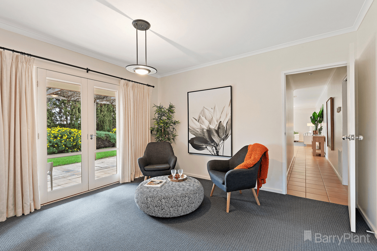 1 Chelsea Boulevard, Strathdale, VIC 3550