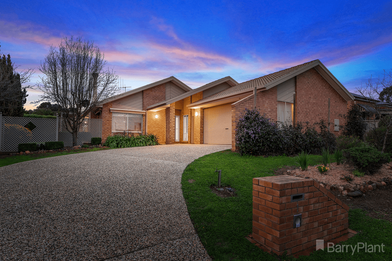 1 Chelsea Boulevard, Strathdale, VIC 3550