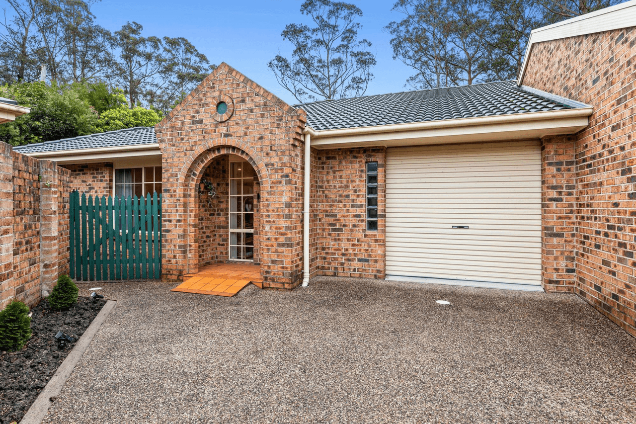 4/1 Newth Place, SURF BEACH, NSW 2536