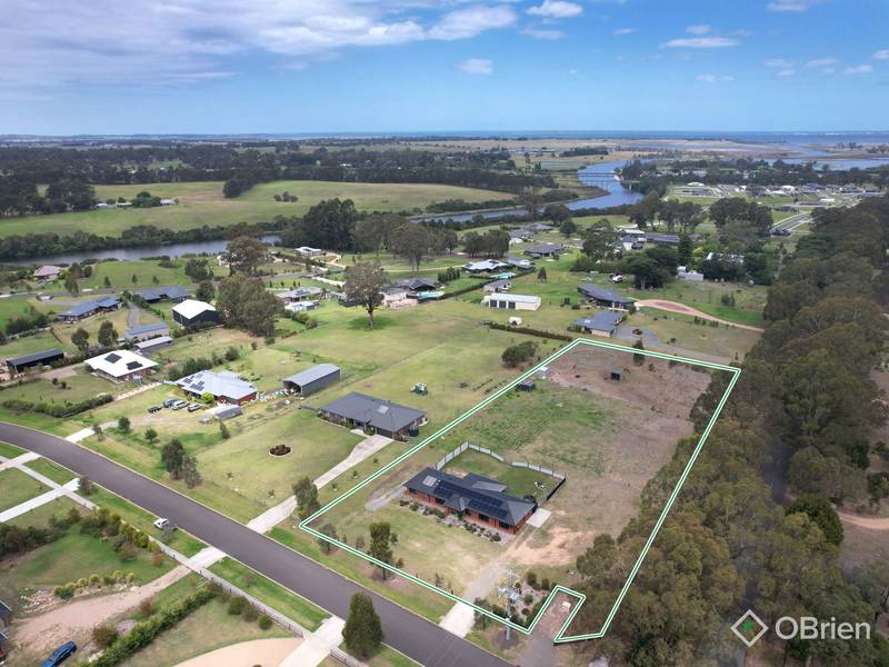 4 Koraleigh View, Nicholson, VIC 3882