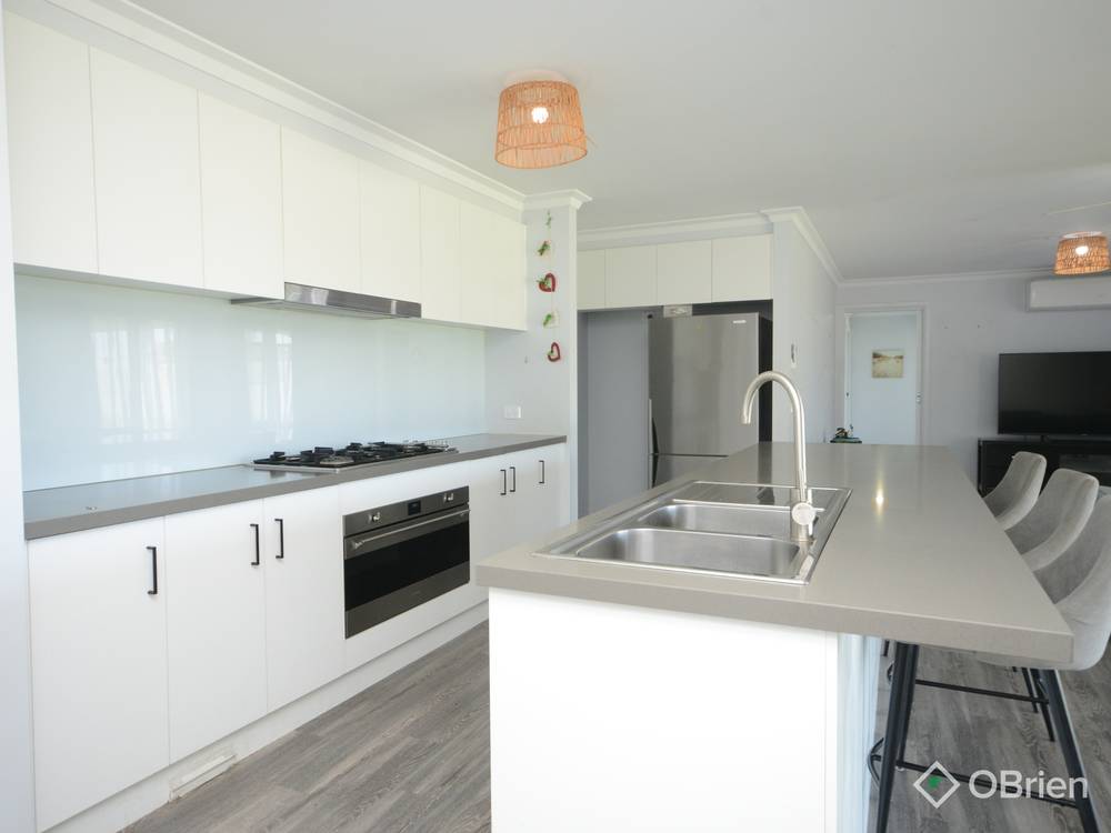 4 Koraleigh View, Nicholson, VIC 3882