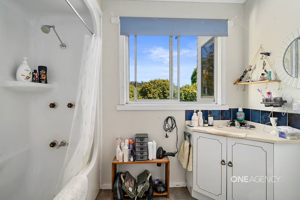1383 Trowutta Road, Edith Creek, TAS 7330