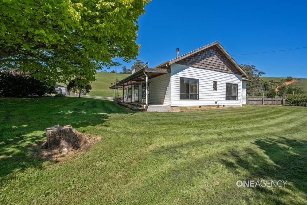 1383 Trowutta Road, Edith Creek, TAS 7330