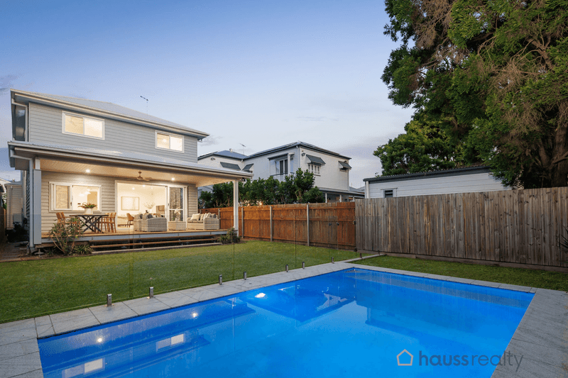 11 Fraser Street, Graceville, QLD 4075