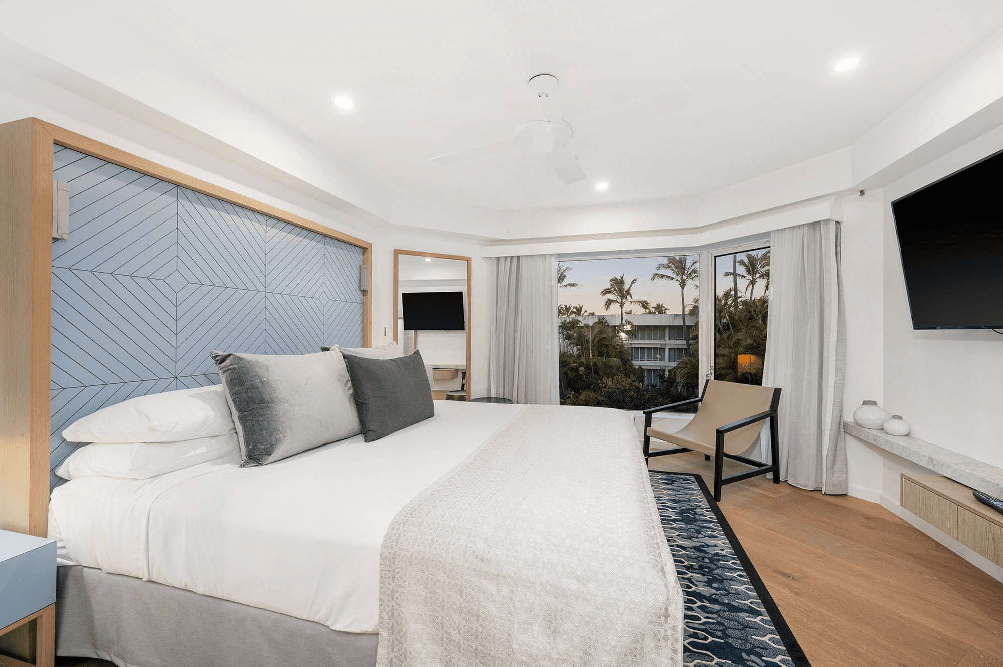 Villa 37/Pacific Mirage 135 Seaworld Drive, MAIN BEACH, QLD 4217