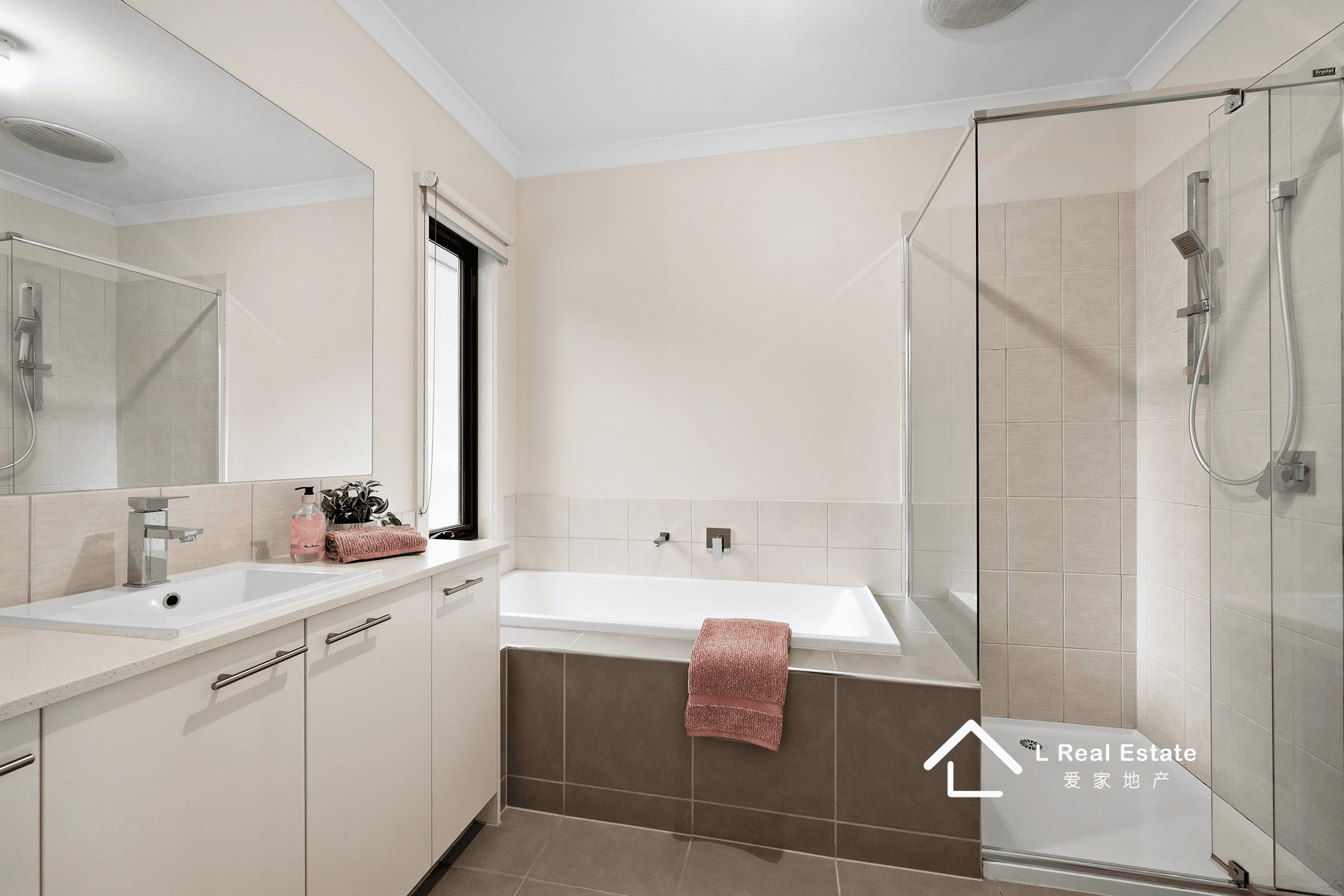 7 The Mews, NOTTING HILL, VIC 3168