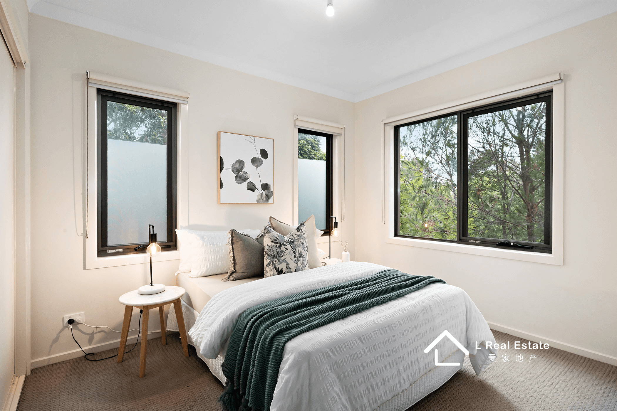 7 The Mews, NOTTING HILL, VIC 3168