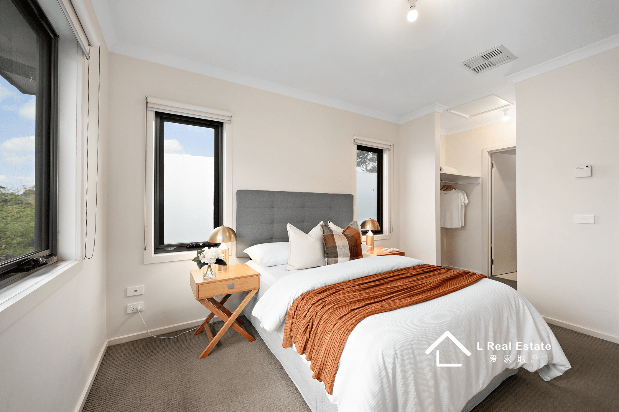 7 The Mews, NOTTING HILL, VIC 3168