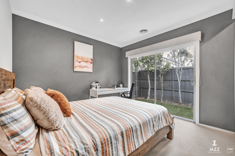 267 Sneydes Road, POINT COOK, VIC 3030