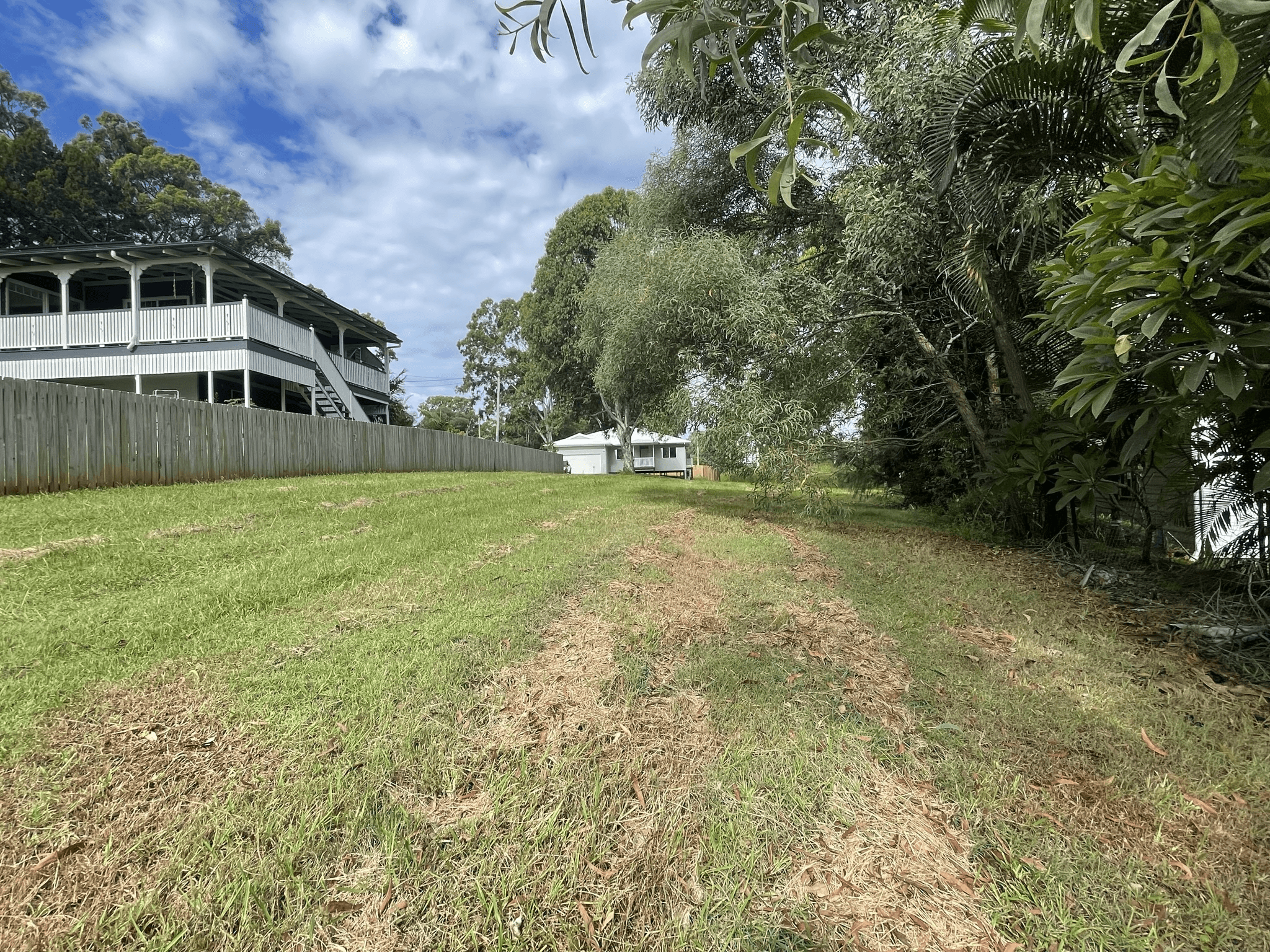 10 Thompson Esp, Russell Island, QLD 4184