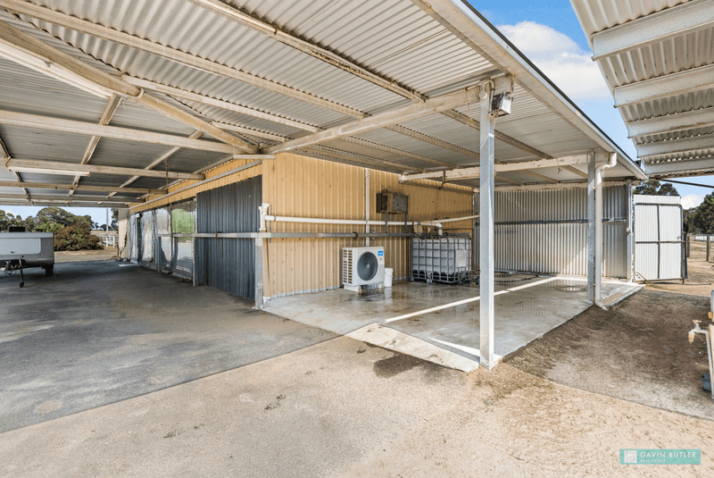 323 Old Murray Rd, Huntly, VIC 3551