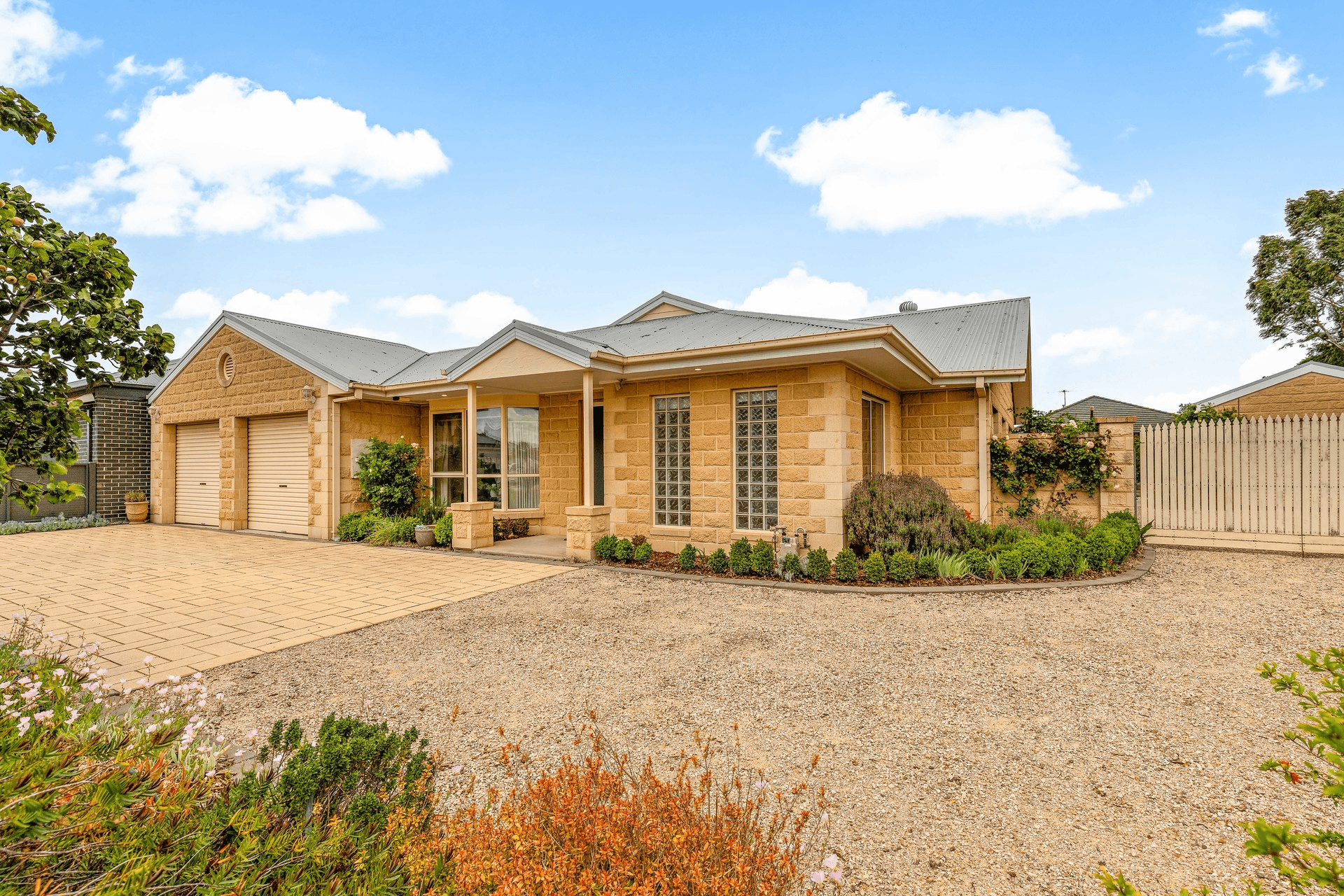 28 Bramshaw Crescent, Hillside, VIC 3037