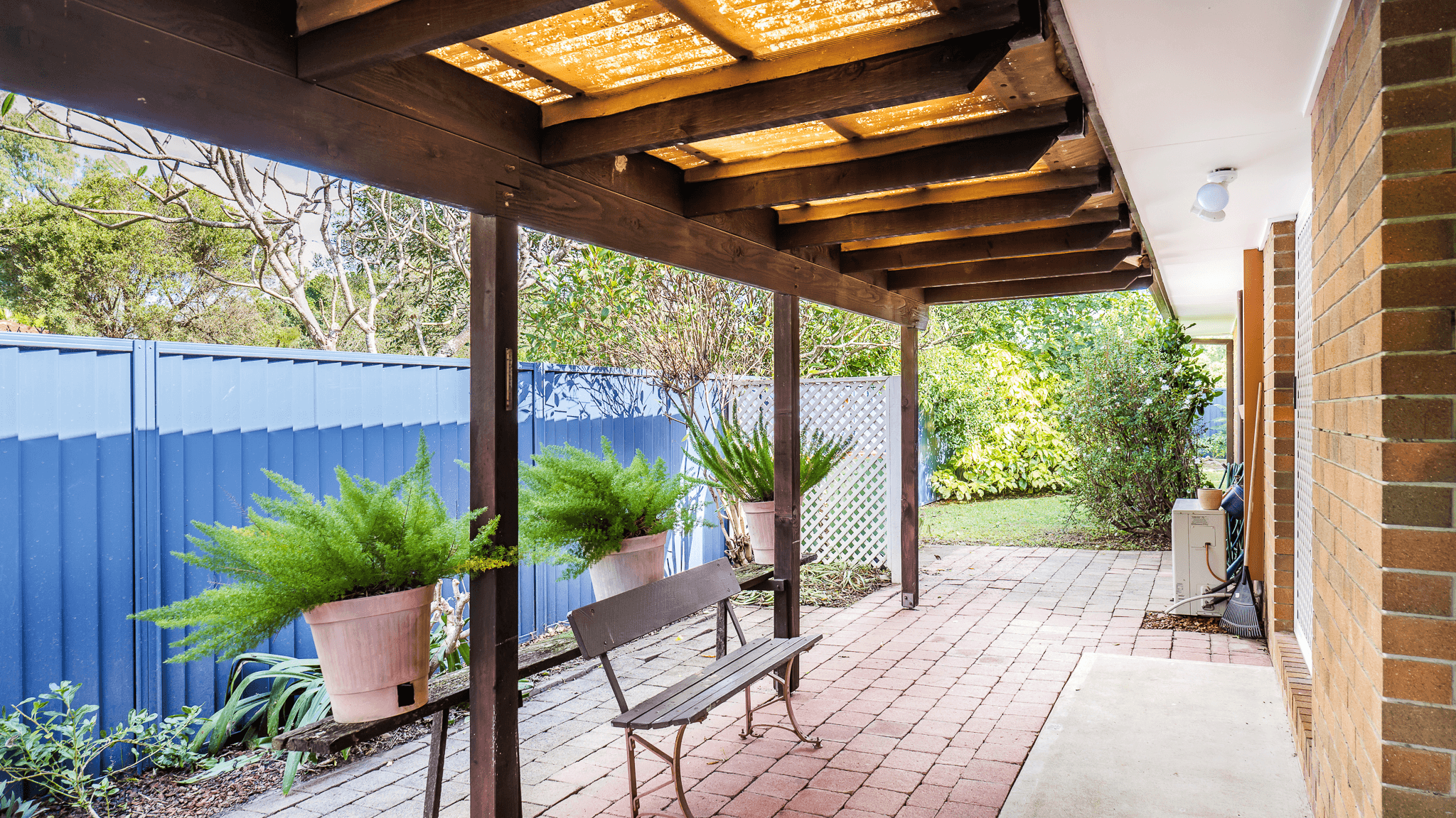 Unit 2/32 Galloway Dr, Ashmore, QLD 4214