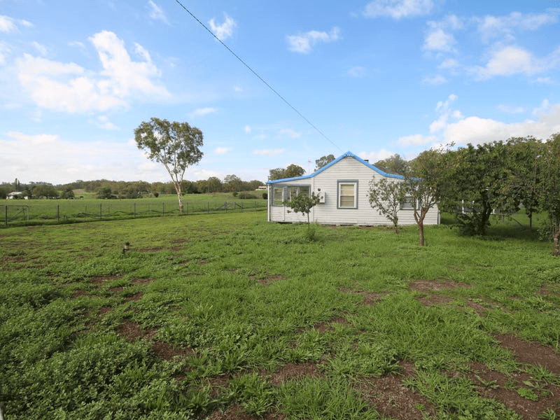 85 River Road, BLANDFORD, NSW 2338