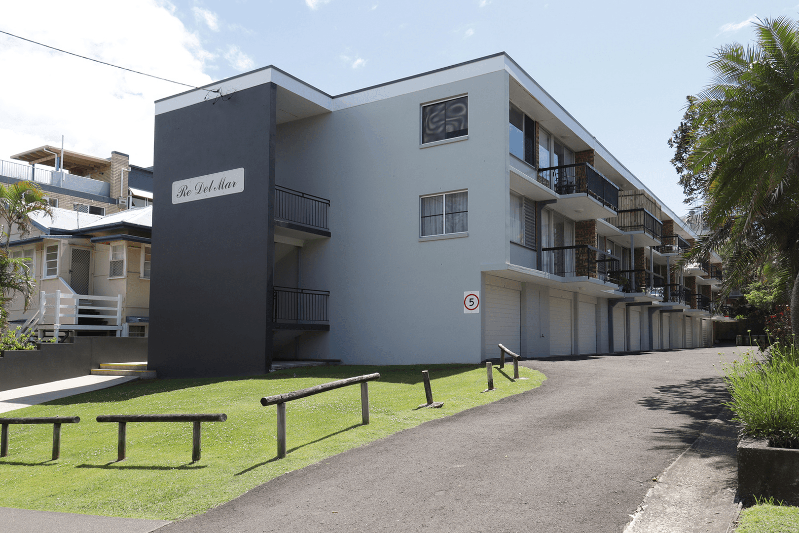 11/27 Burgess Street, KINGS BEACH, QLD 4551