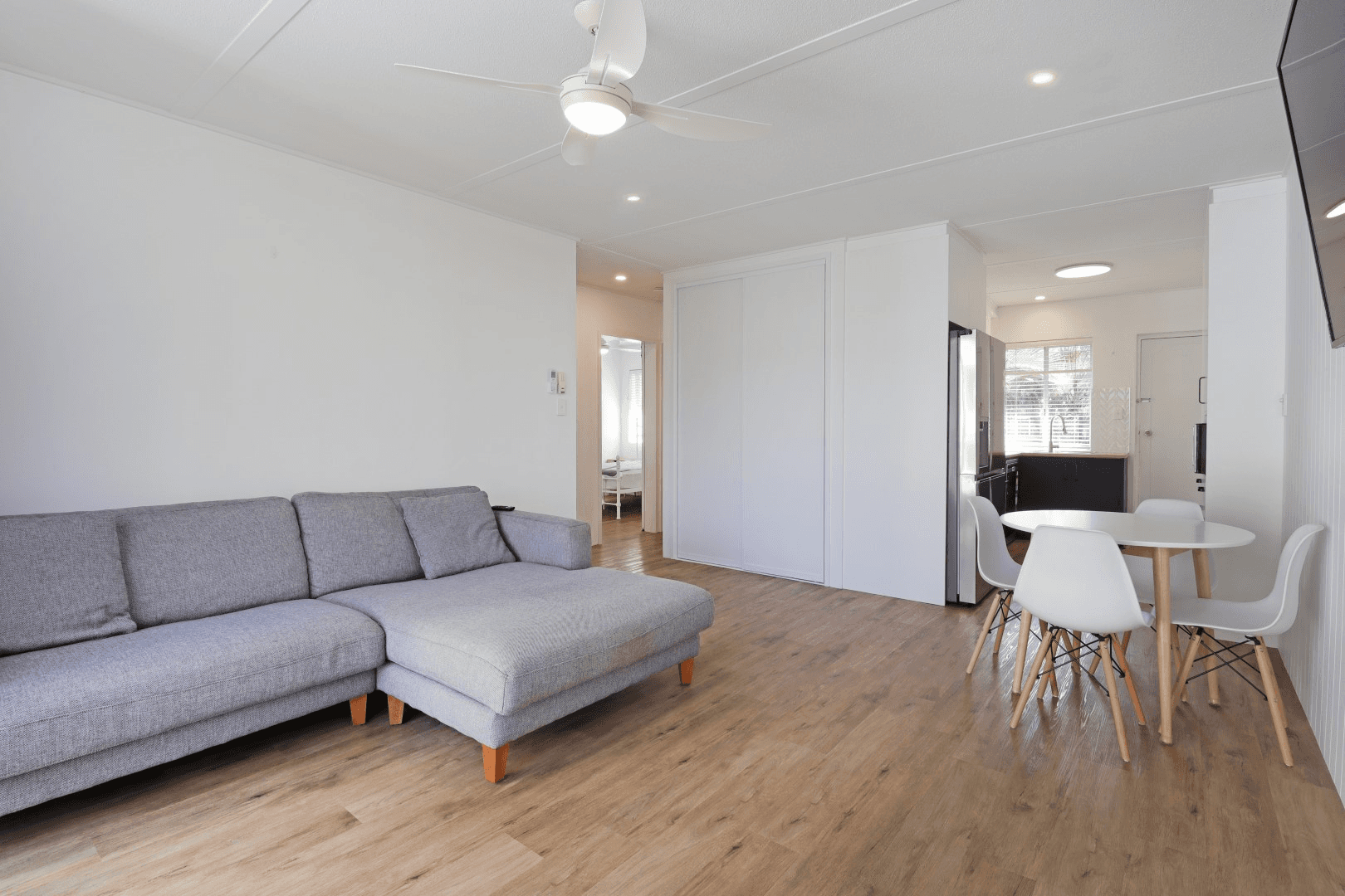 11/27 Burgess Street, KINGS BEACH, QLD 4551