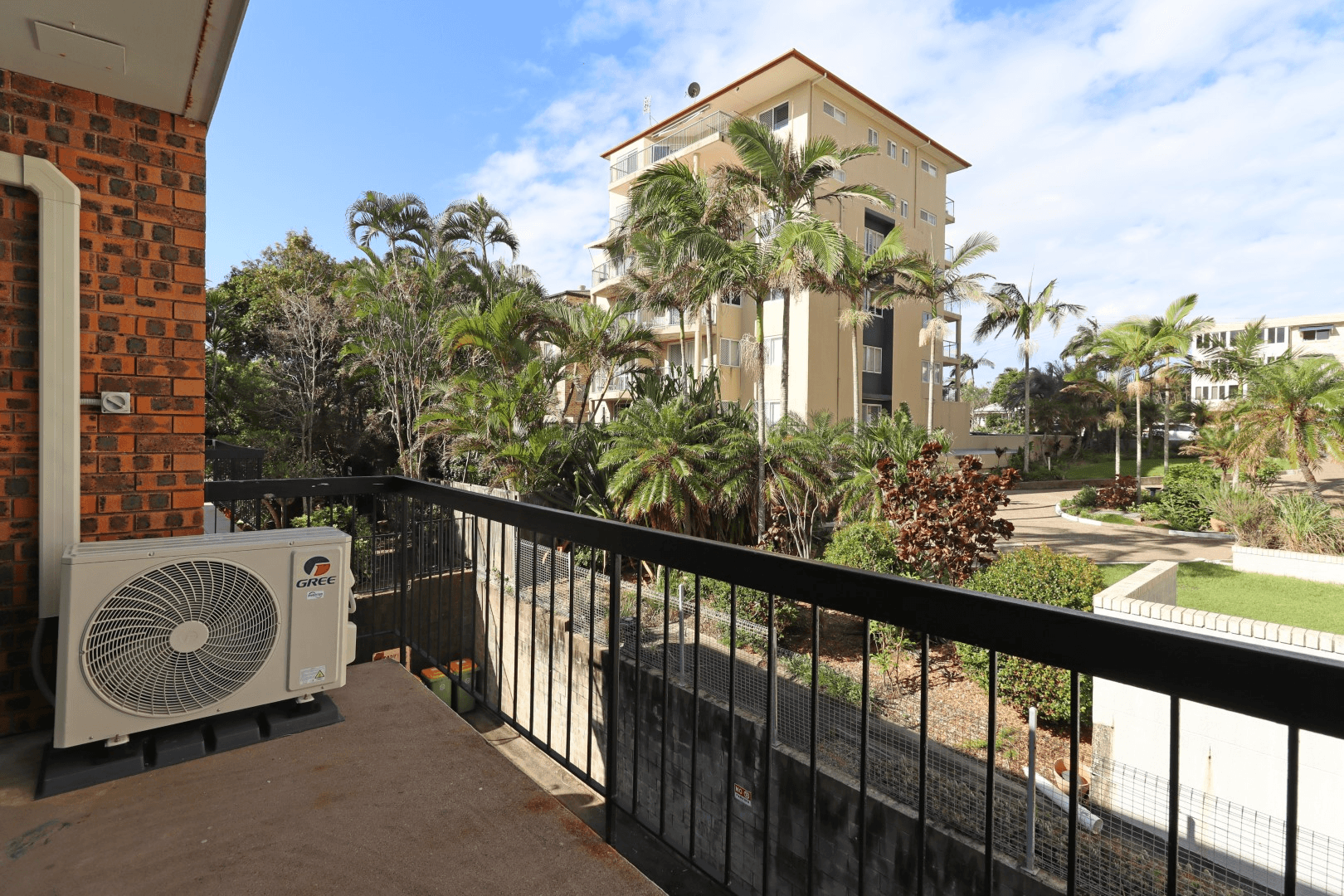 11/27 Burgess Street, KINGS BEACH, QLD 4551