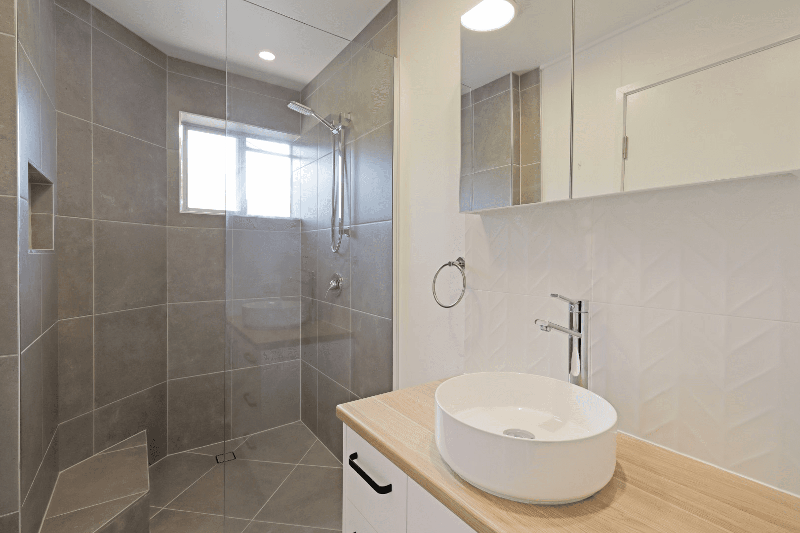 11/27 Burgess Street, KINGS BEACH, QLD 4551