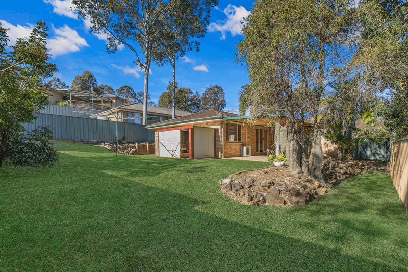 1 Ninian Close, Watanobbi, NSW 2259