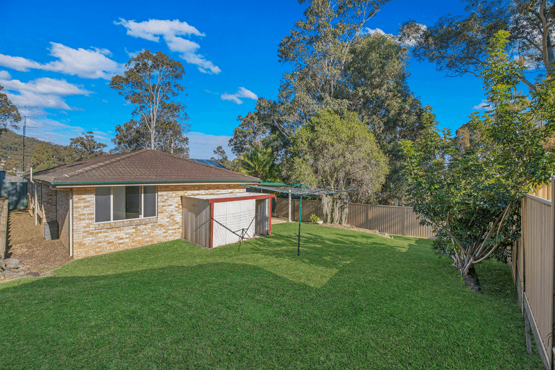 1 Ninian Close, Watanobbi, NSW 2259