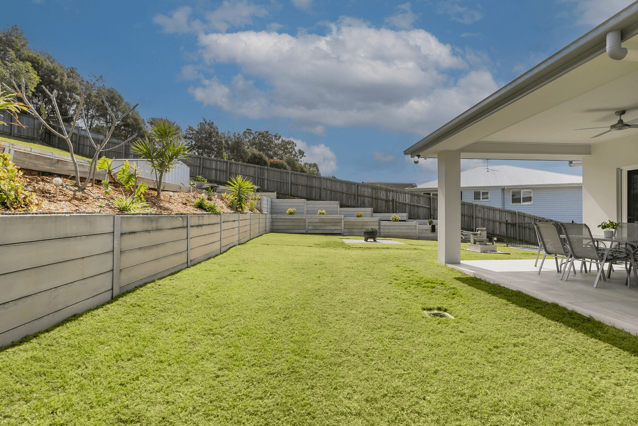 21 Clarence Avenue, BLI BLI, QLD 4560