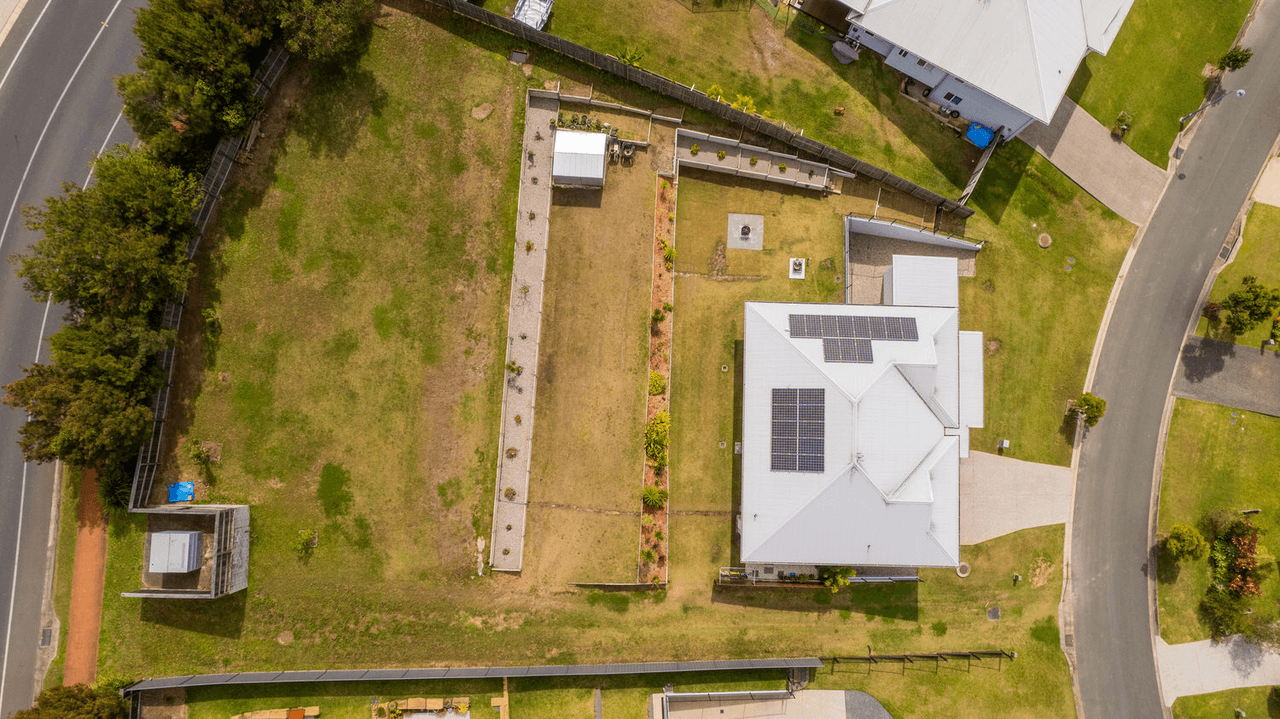 21 Clarence Avenue, BLI BLI, QLD 4560