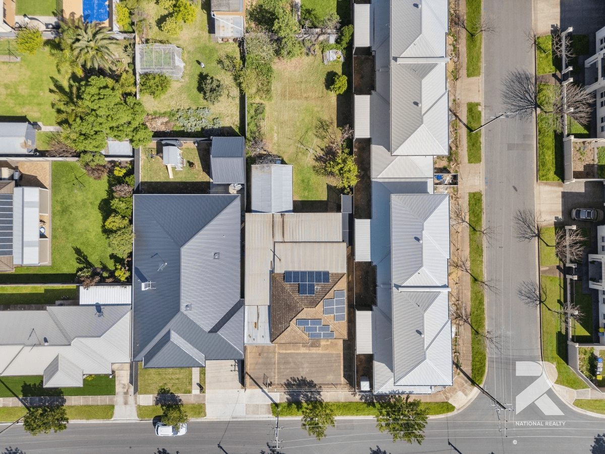 8 Commane Avenue, SEATON, SA 5023